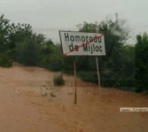 Inundații între localitățile Homorodu de Mijloc și Homorodu de Jos
