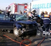 Șofer rănit ușor în urma unui accident rutier