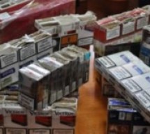 O femeie a transportat cartușe de țigări de contrabandă