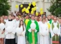 De 25 de ani Sfântă Liturghie şi în limba română la Biserica Calvaria