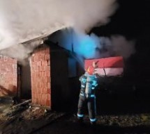 Incendiu la o casă de locuit din localitatea Tătărești