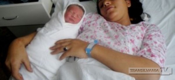 Antonio Ionuț, primul copil născut în 2014 la Spitalul Județean Satu Mare