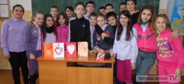 Elevii din Tășnad sprijină proiectul „Primăvară în suflet şi cuget”