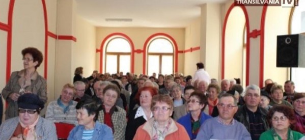 PSD Satu Mare a împărțit pachete cu alimente pensionarilor