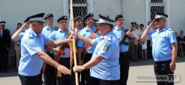 Predarea comenzii la jandarmi