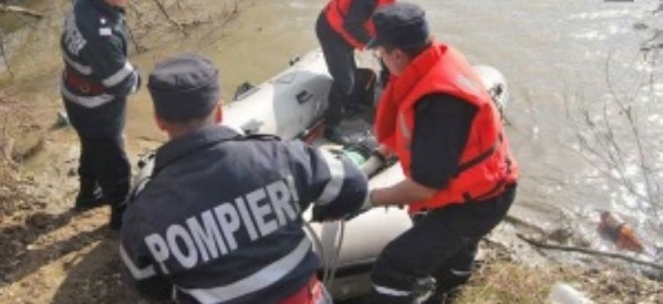 S-a sinucis aruncându-se de pe Podul Golescu în râul Someş