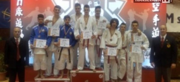 Echipa de cadeți masculin a CSM Satu Mare a învins echipa Italiei la karate