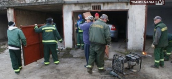 Se demolează garajele în trei cartiere din Satu Mare