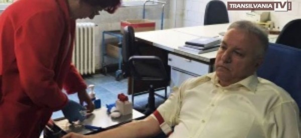 Prefectul Eugeniu Avram a donat sânge pentru victimele #Colectiv