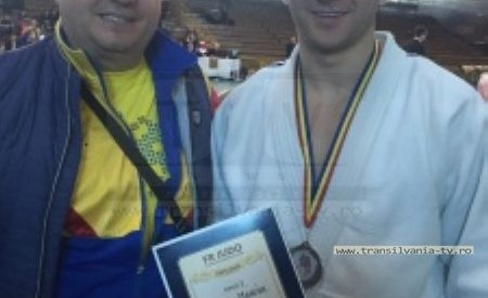 Judoka stămăreni au cucerit titlul de campion și vicecampion național