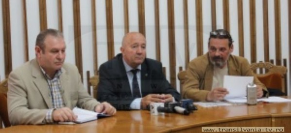 Societatea Avram Iancu sare în ajutorul primarului Dorel Coica