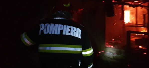 Incendiu la o casă de locuit din Cămârzana